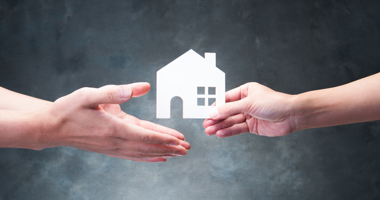 Como é feita a venda de imóveis recebidos de herança?