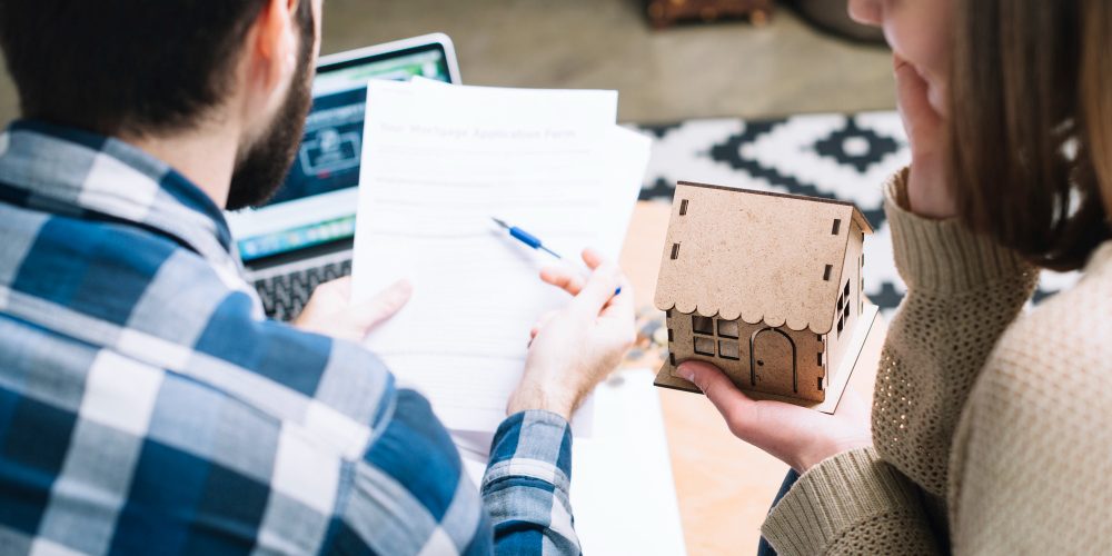 Conheça 3 garantias locatícias para se proteger em caso de inadimplência